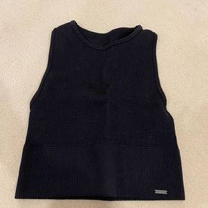 Hollister raceback tank